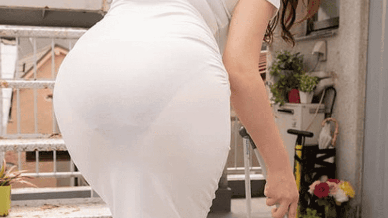 Stripchat japanese cam model, mature, big-ass